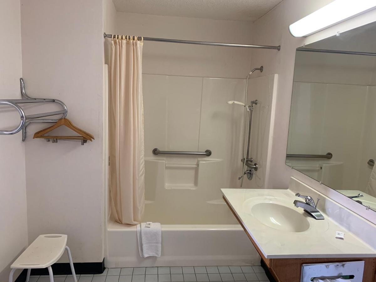 Garden Inn & Suites Metter Luaran gambar