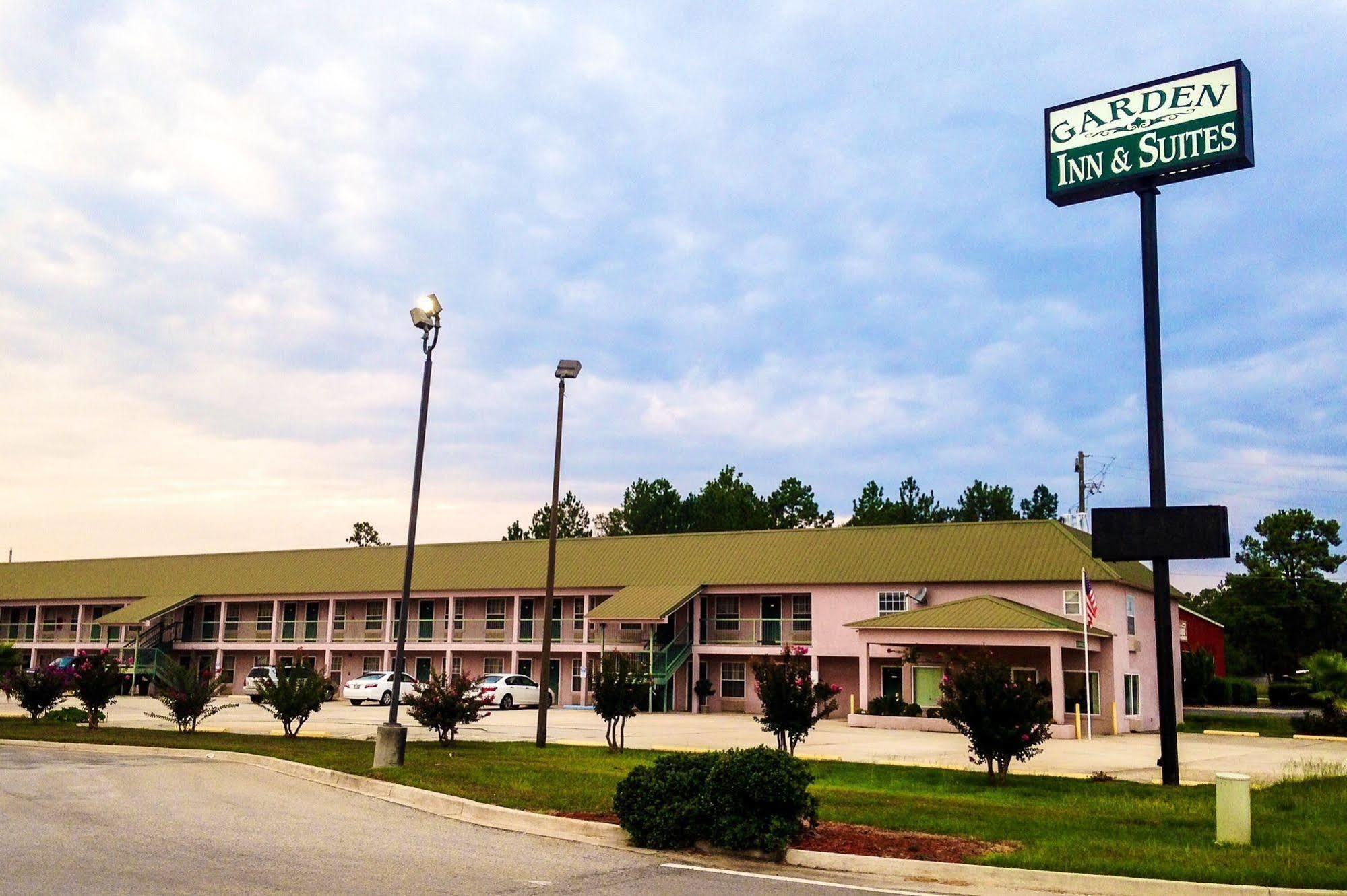 Garden Inn & Suites Metter Luaran gambar