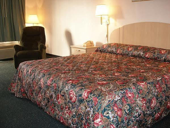 Garden Inn & Suites Metter Bilik gambar
